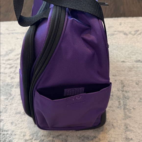 Delsey Paris Purple Carry On Roller Bag NWOT - Picture 9 of 11